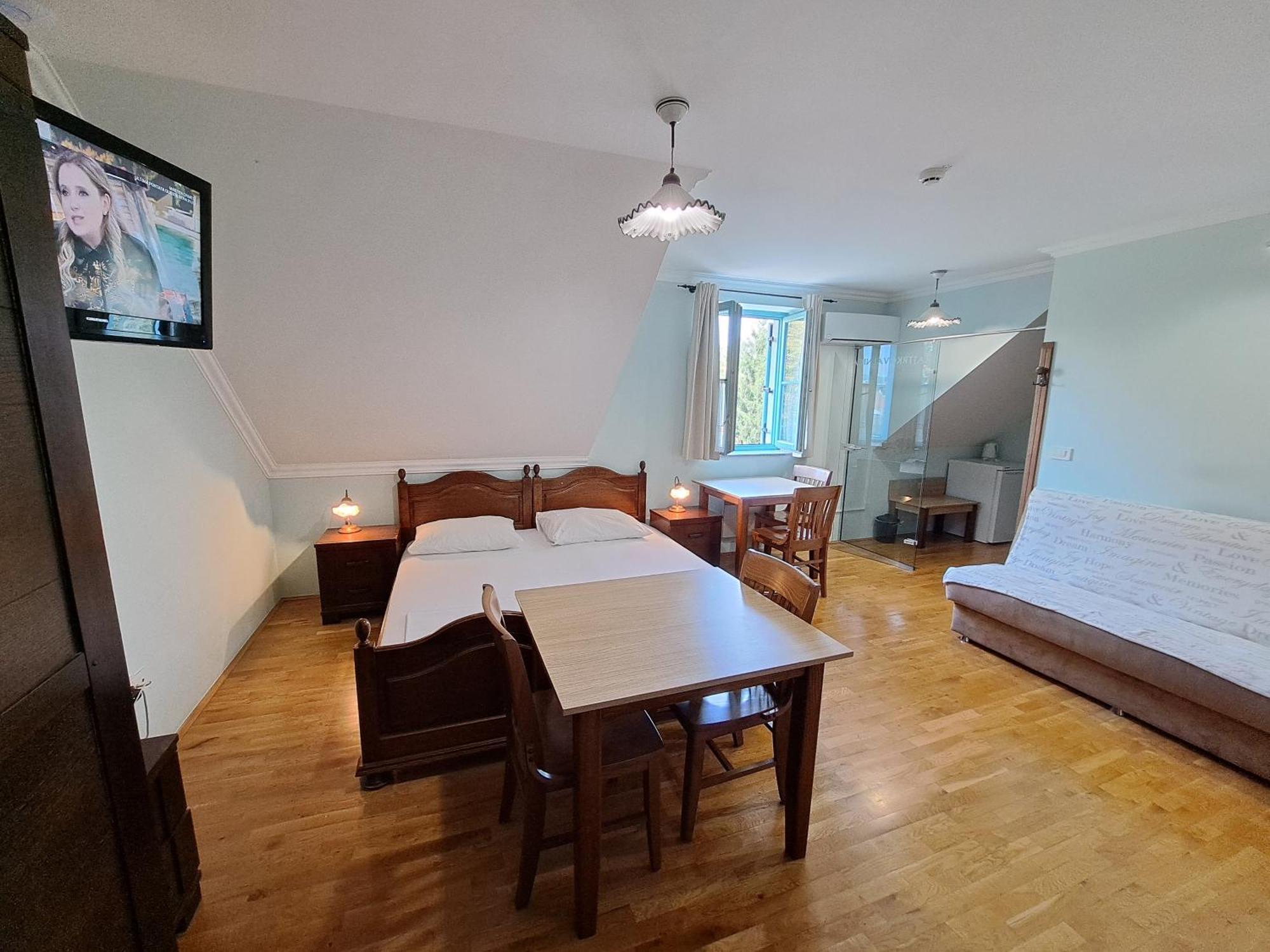 Parma Guesthouse & Apartments Maribor Ngoại thất bức ảnh