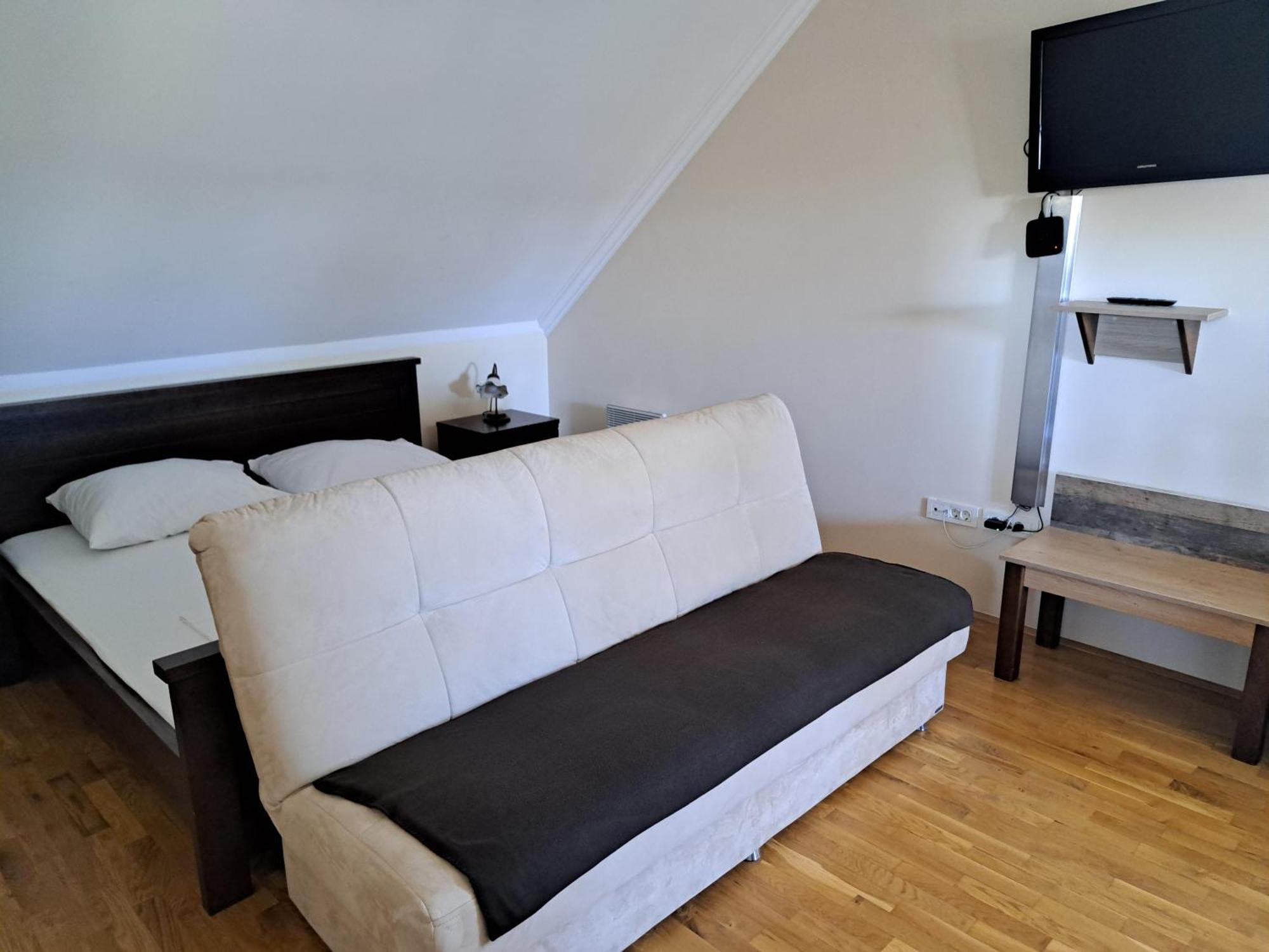 Parma Guesthouse & Apartments Maribor Ngoại thất bức ảnh
