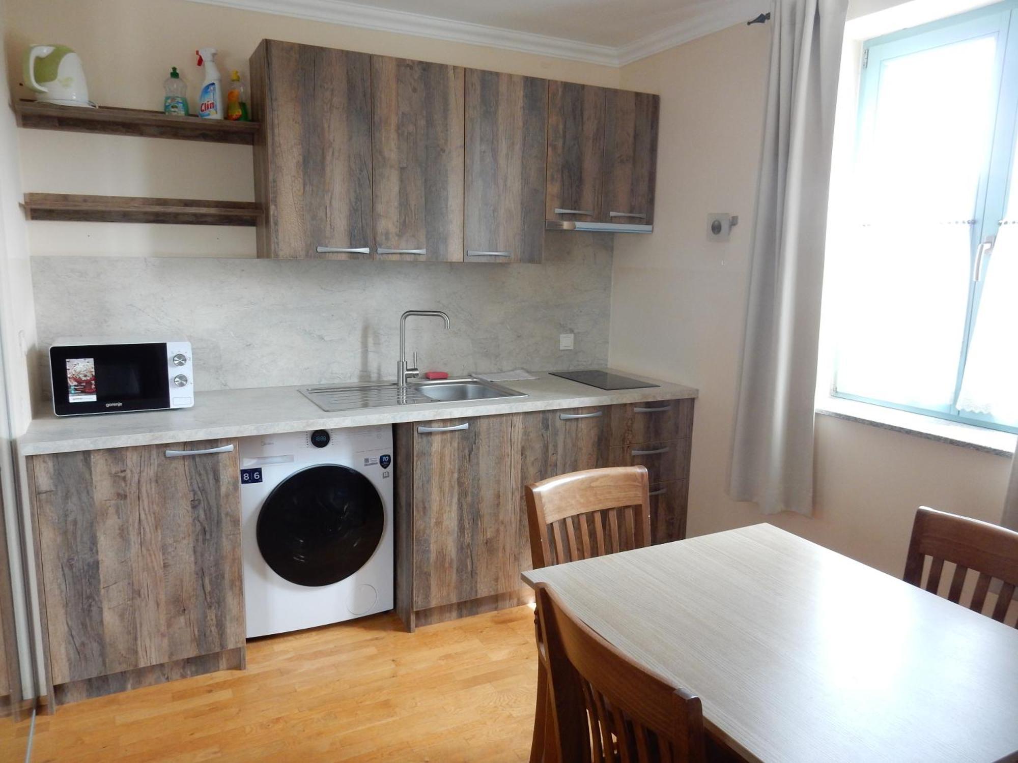 Parma Guesthouse & Apartments Maribor Ngoại thất bức ảnh