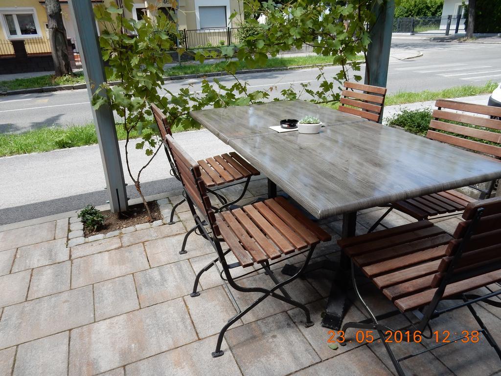 Parma Guesthouse & Apartments Maribor Ngoại thất bức ảnh