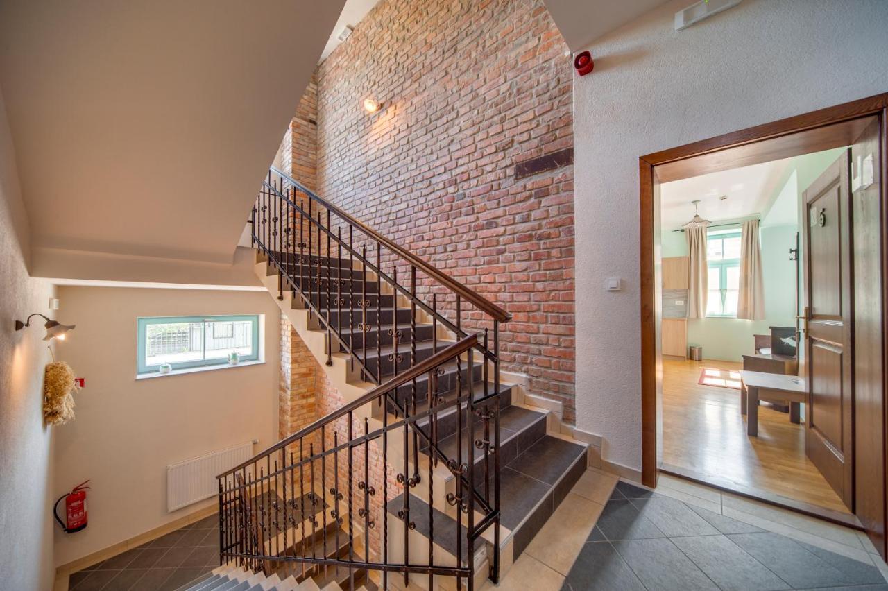 Parma Guesthouse & Apartments Maribor Ngoại thất bức ảnh